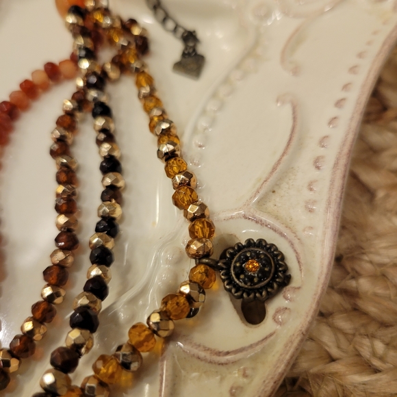 Pretty Cookie Lee necklace with 4 strands in Amber, Bronze and Shiny Gold colors - Picture 5 of 8